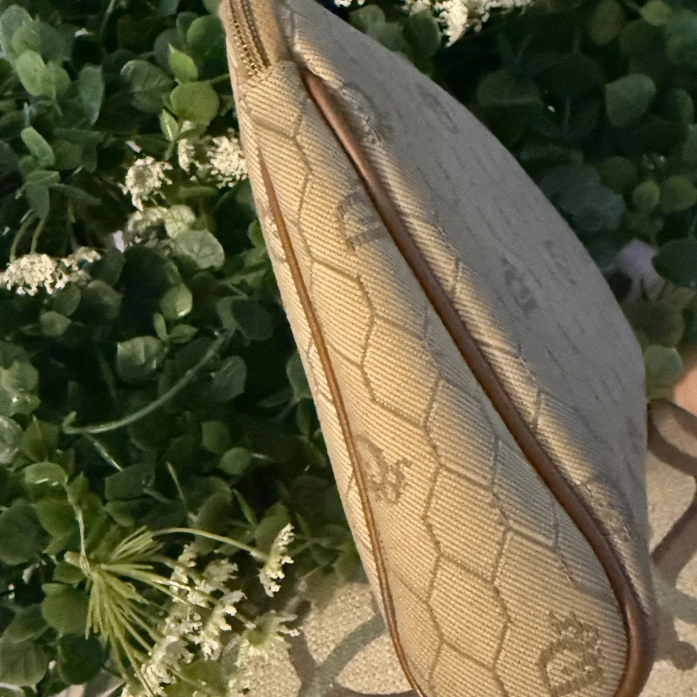 Dior Cannage (Honeycomb) Pouch – Beige Canvas with Brown Leather Trim